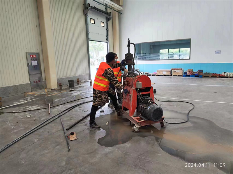 临潭厂房地面下沉塌陷注浆加固施工